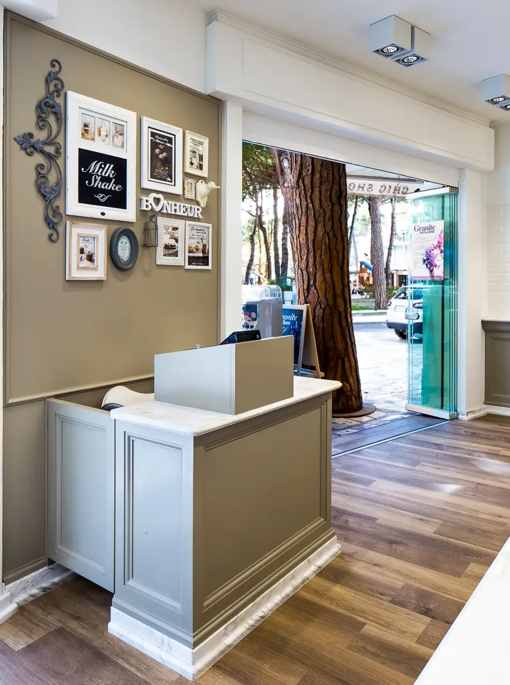 Progetto architettonico per gelateria slurp.